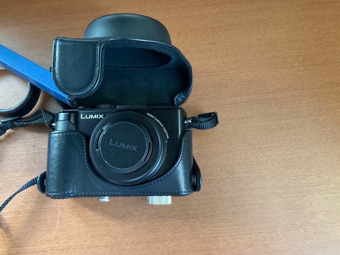 コンパクトデジカメ DMC-LX7 レザーケース、EVF、MCプロテクター付