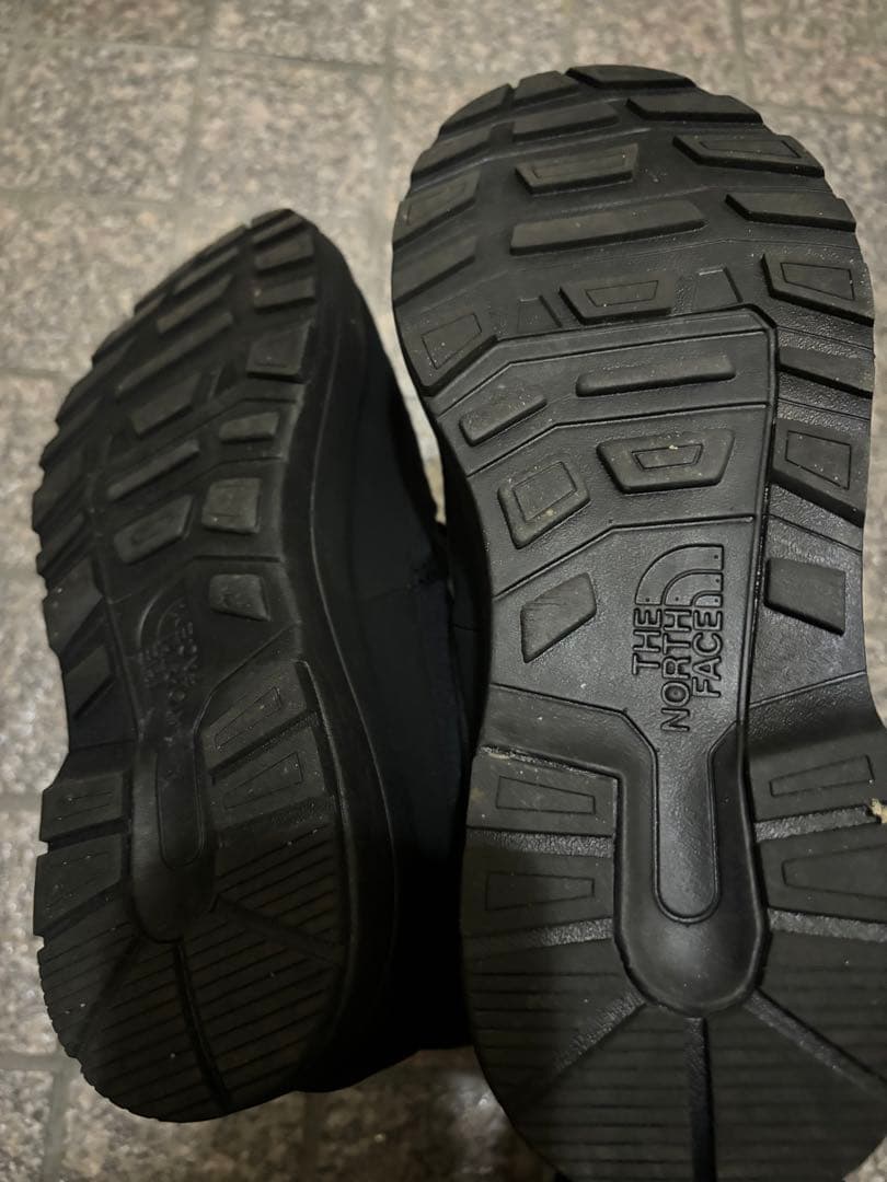 THE NORTH FACE ハイカット　スニーカー　晴雨兼用