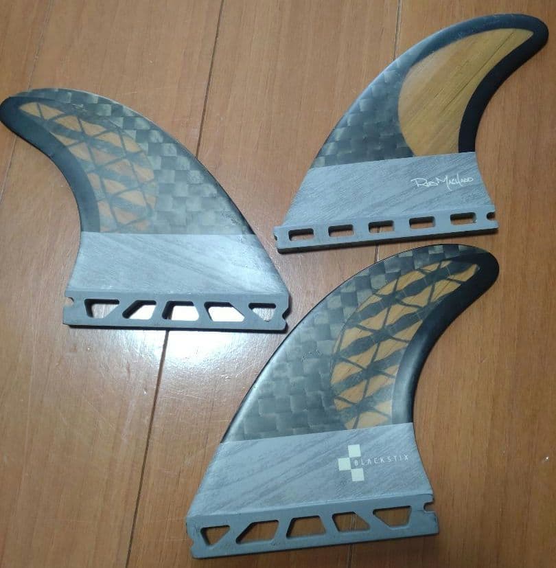 フューチャーフィン ロブマチャド トライフィン