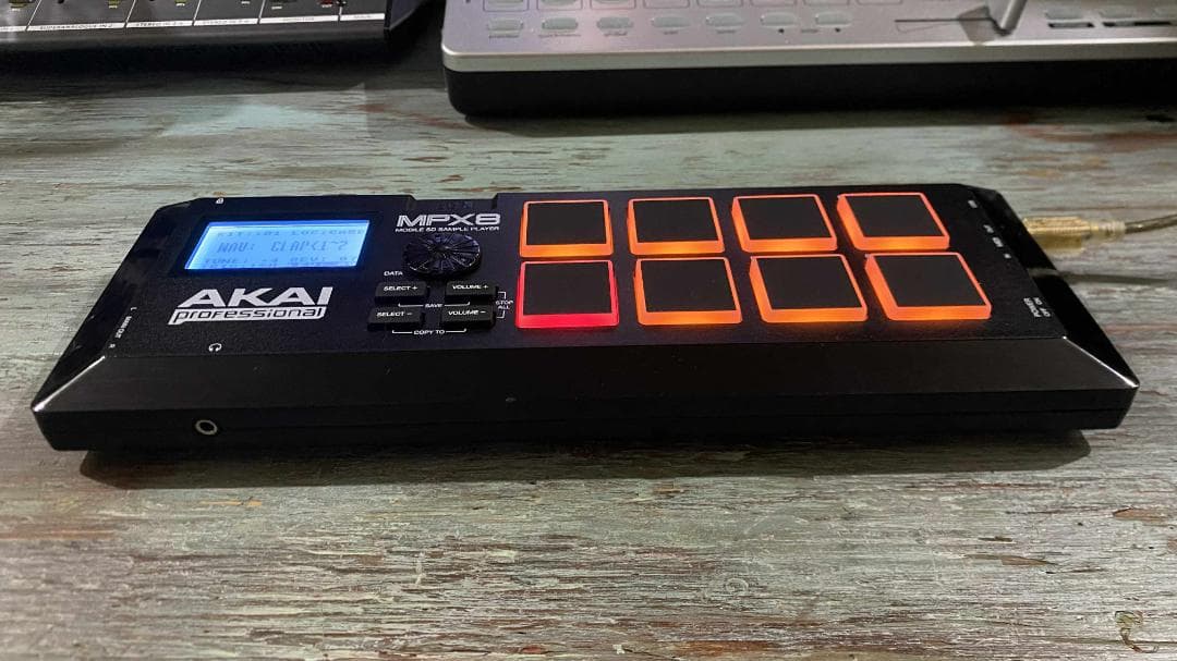 ■ 11月のセール - AKAI MPX8 サンプラー