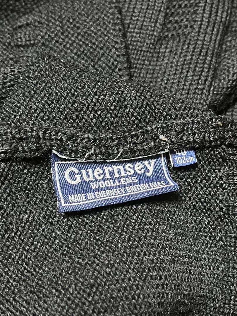 ガンジーウーレンズ　Guernsey Woollens ニット　ブラック