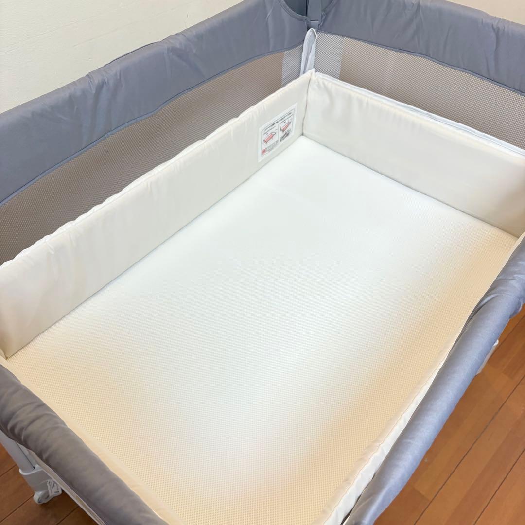 【美品・匿名配送】アップリカ ココネルエアーABベビーベッド グレーベアー