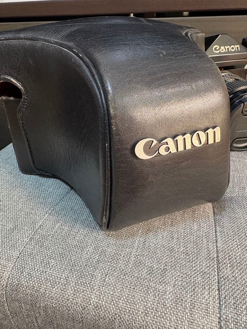 CANON F-1 ブラック フィルムカメラ FD 50mmレンズ付き