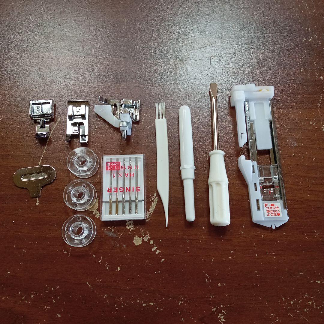 yuunaシンガーミシン本体　分解メンテナンス済み　美品　フット付き