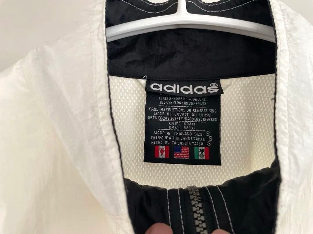 【80's後半〜万国旗タグ】adidas アディダス ナイロンジャケット