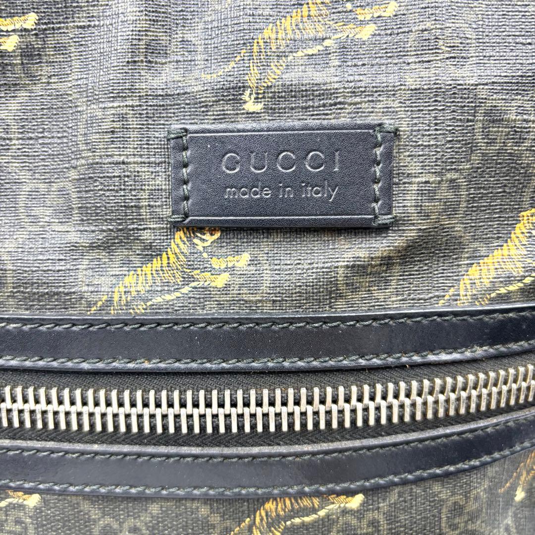 希少 GUCCI グッチ ショルダーバッグ タイガー ggスプリーム 総柄