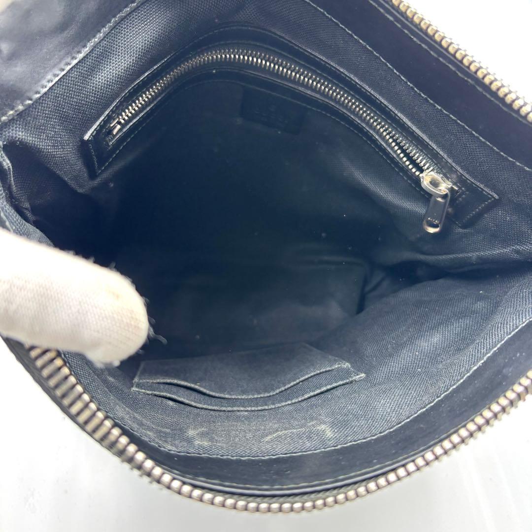 希少 GUCCI グッチ ショルダーバッグ タイガー ggスプリーム 総柄