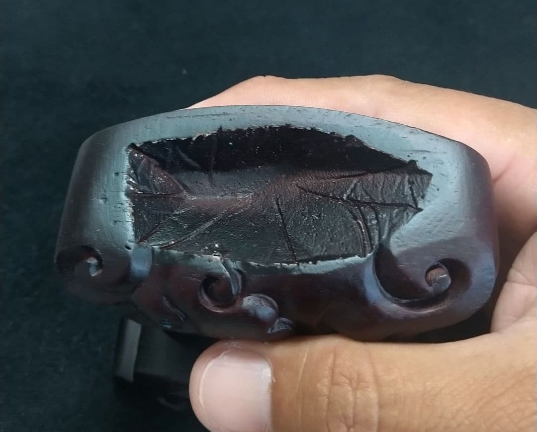 ★ゴールドルチル《原石》台座付き　置物　クラスター　天然石　金運　仕事運　勝負運