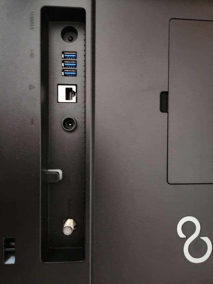 富士通 FH77/B3/Core i7 /SSD1TB+HDD1TB　ほぼ未使用