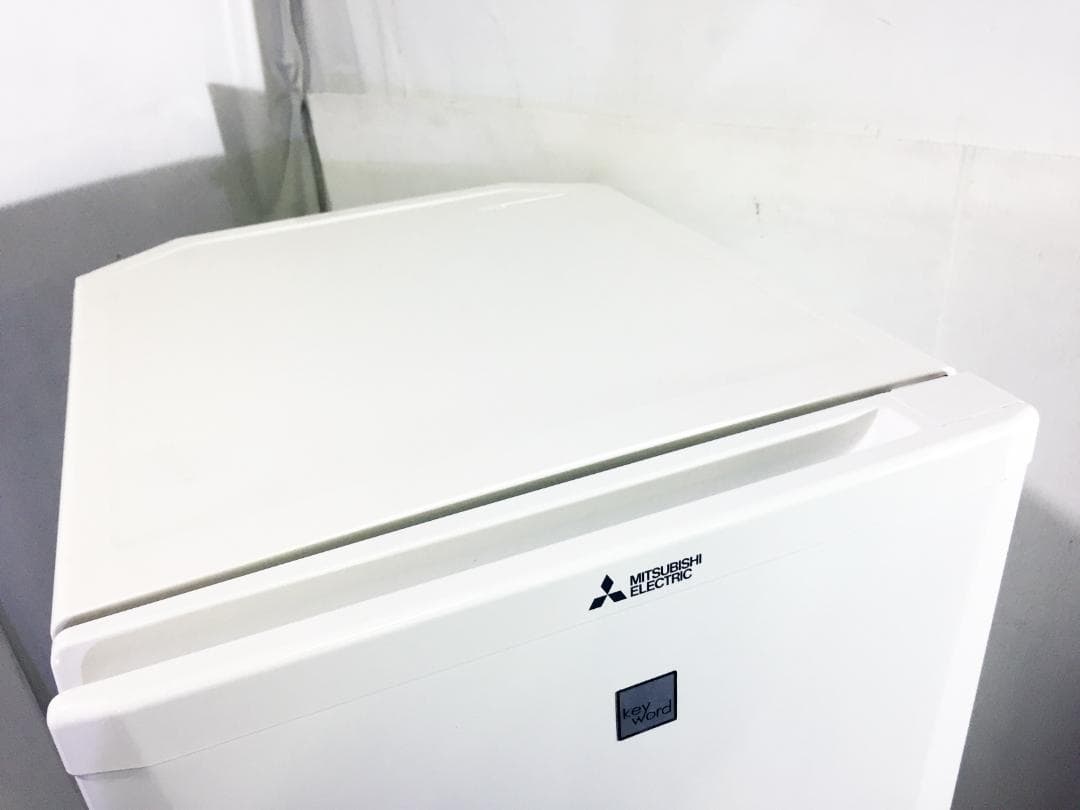 美品 中古★三菱 146L 冷蔵庫【MR-P15EC-KW】