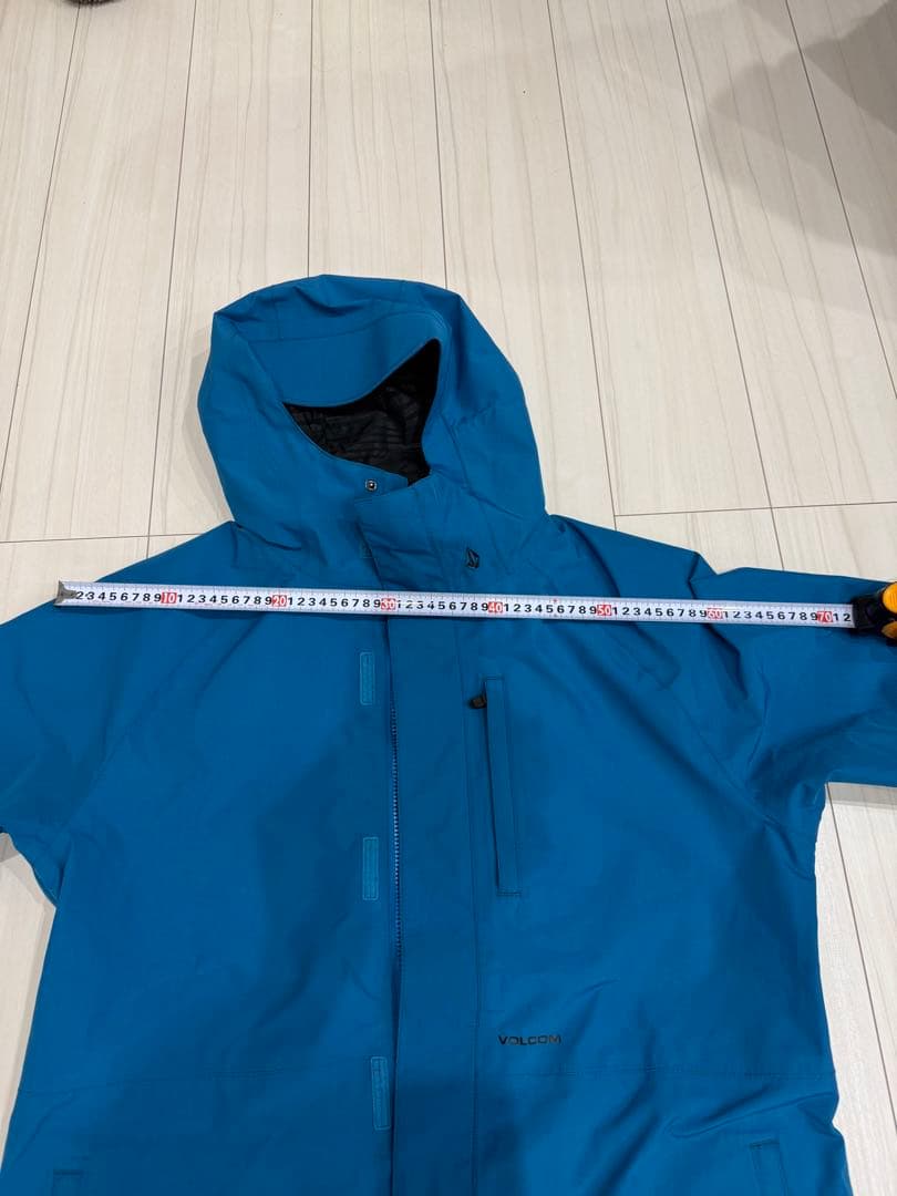 VOLCOMウェア上下セット　Ｌサイズ