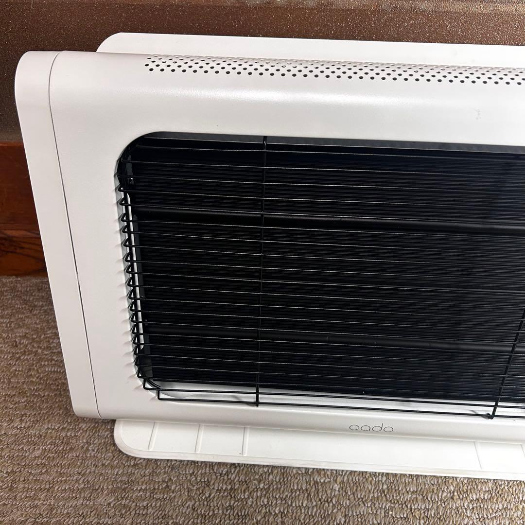 美品 cado SOL-002（電気ヒーター）
