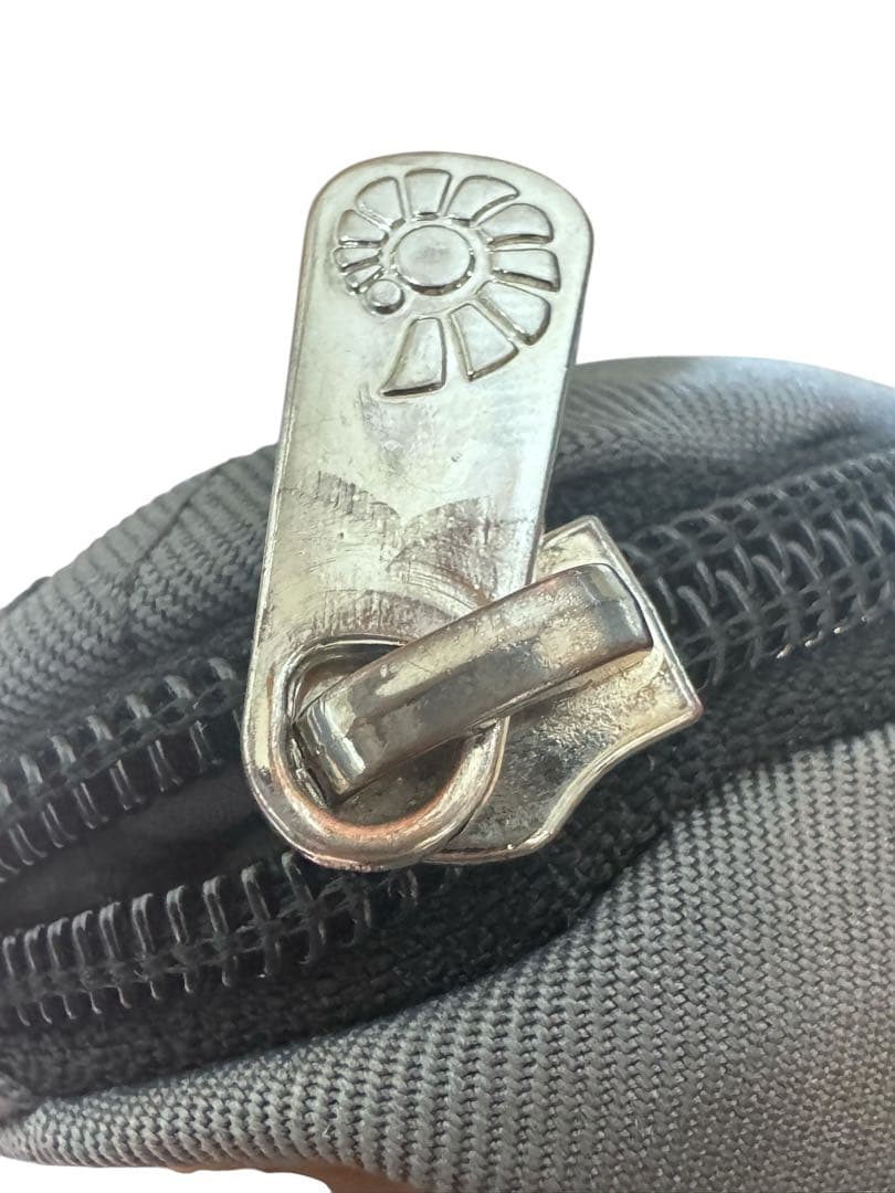 人気【美品】エルゴベビー ErgoBaby オムニブリーズ グラファイトグレー