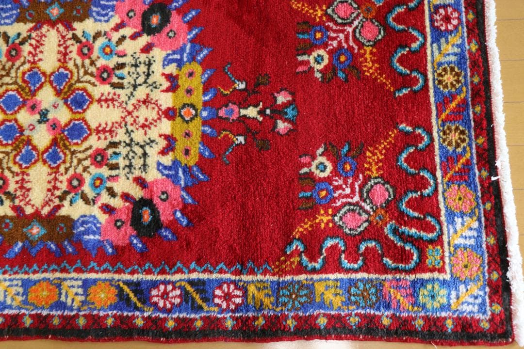 ＜１点物＞　ヴィンテージ　ギュネイ　ラグ 　１５７× ７７ cm