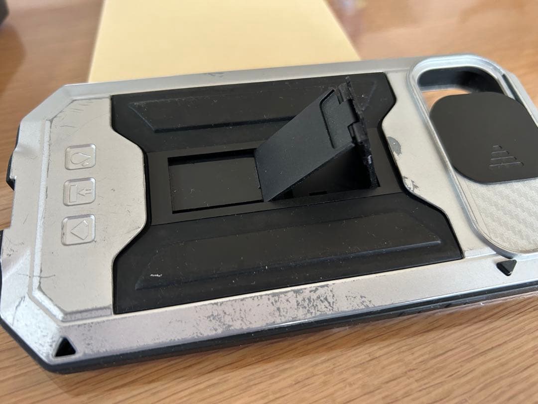 【金属製】iPhone14plus用ケース　アルミ製