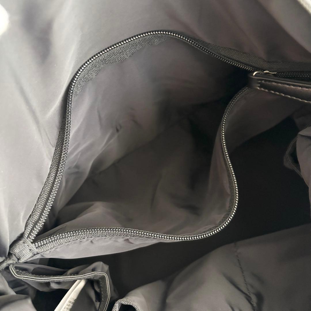 【新品未使用】qbag paris nest trois トロワ　ブラック　新作