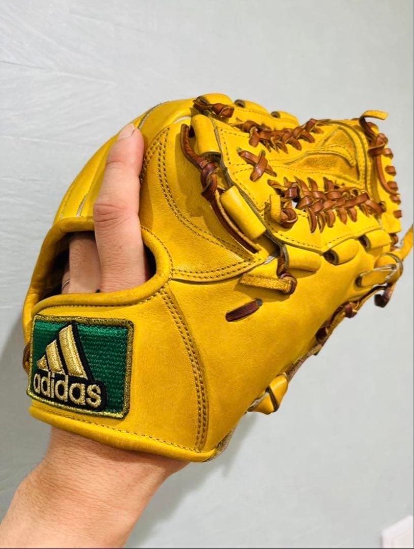 廃盤レア アディダス adidas 硬式グラブ 内野手用 高校野球対応 即戦力