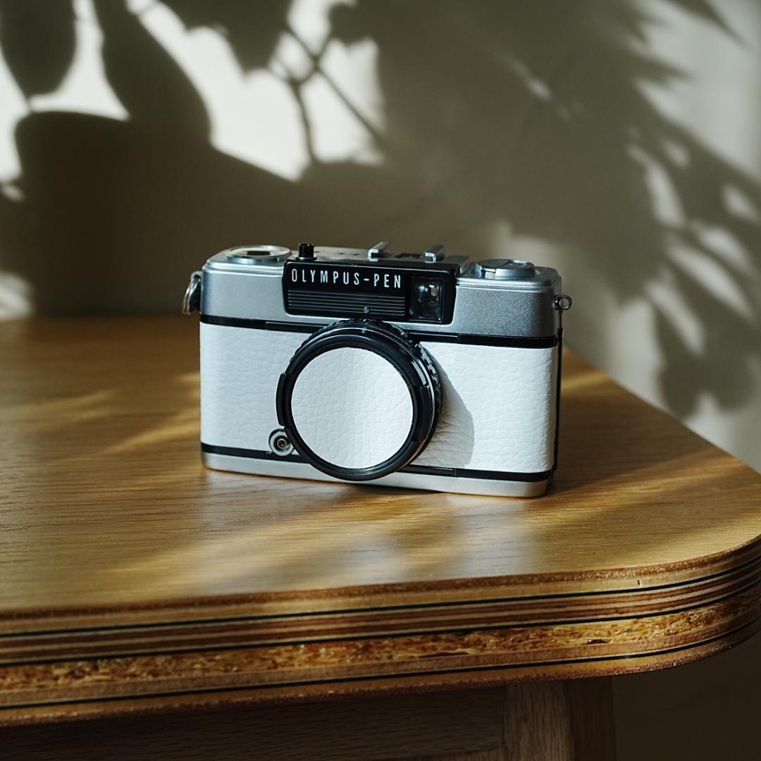 OLYMPUS PEN EE-3 ホワイト【整備済完動品】