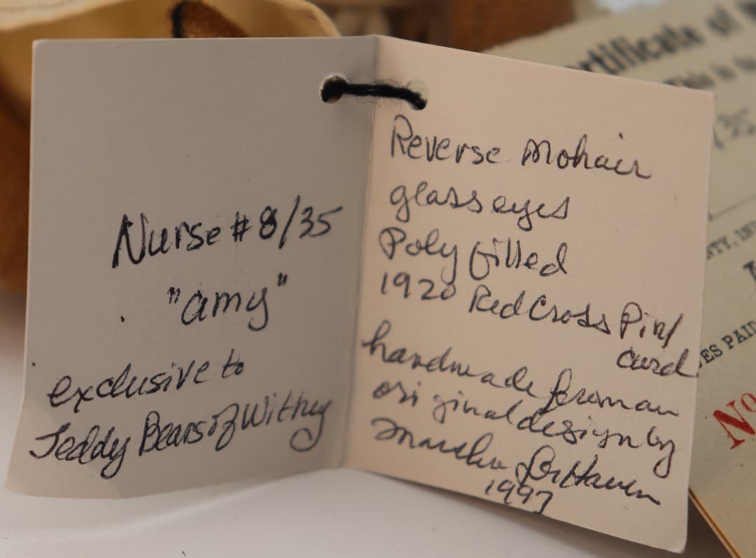 Nurse Amy アーティストベア 19cm Marsha DeHaven