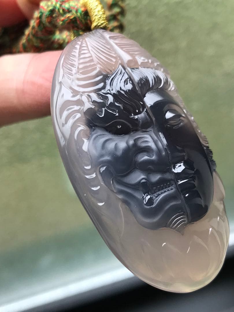 ゴビ石−1166 ゴビ瑪瑙　彫刻　『一念の間』