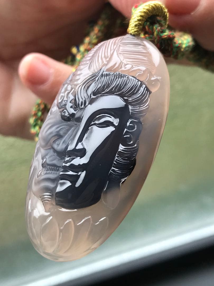 ゴビ石−1166 ゴビ瑪瑙　彫刻　『一念の間』