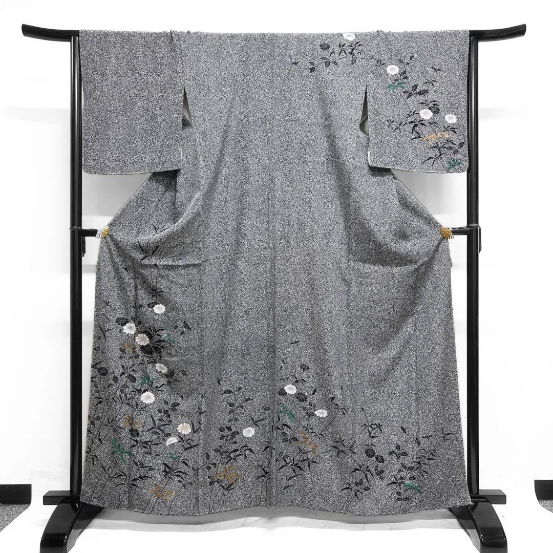 訪問着　金駒刺繍　たたき染　花模様　モノトーン地　着物　124a d