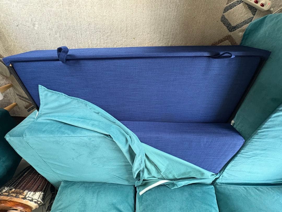 現地受取friheten カバー有　一部生地紛失　19800→16800値下げ