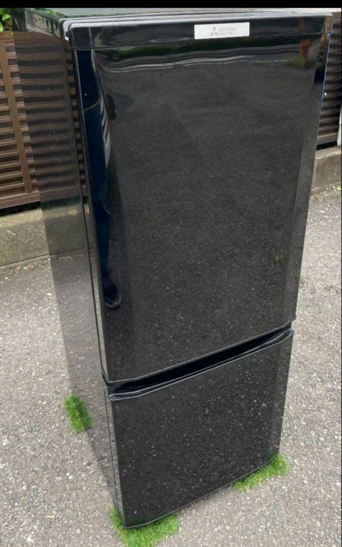 特価三菱冷凍冷蔵庫　146L 省エネ静音設計LED照明自動霜取り機能付き20年製