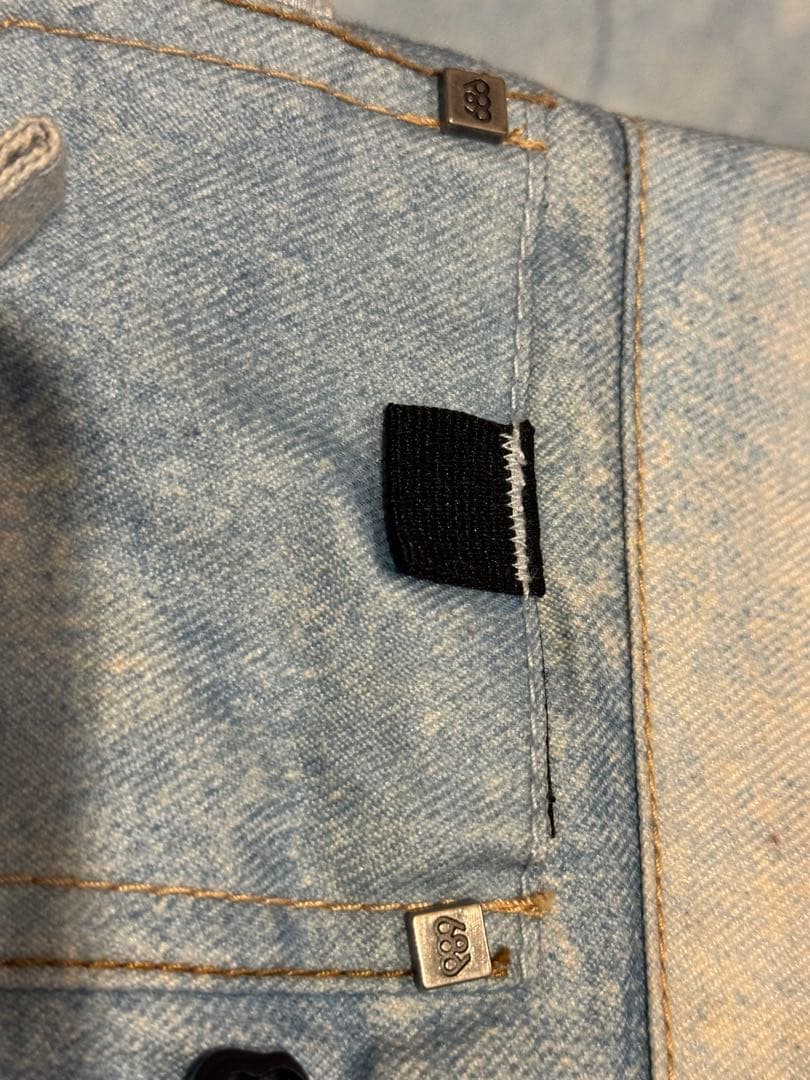 686/シックスエイトシックス　スノーボード