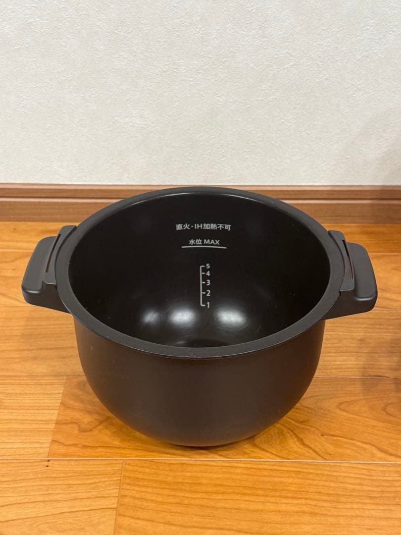 SHARP ヘルシオホットクック KN-HW24F-W 2〜6人用2.4Lタイプ