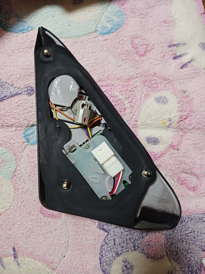 30セルシオ後期テールランプ右側