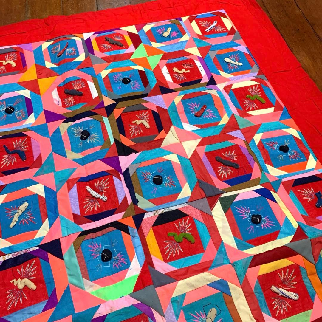 貴重！vintage♡パッチワークキルト大判　チャイナ刺繍　ラグ　ブランケット