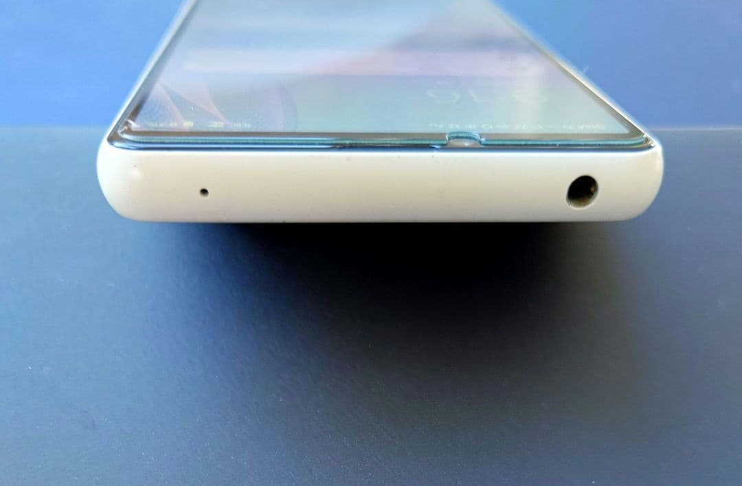 正規購入 used Sony Xperia 10 III 本体 A102SO 白