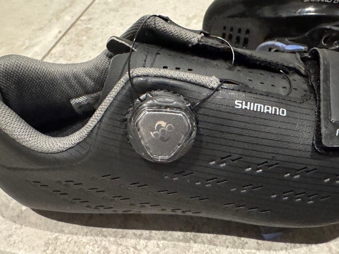 SHIMANO ブラック シューズ 42サイズ