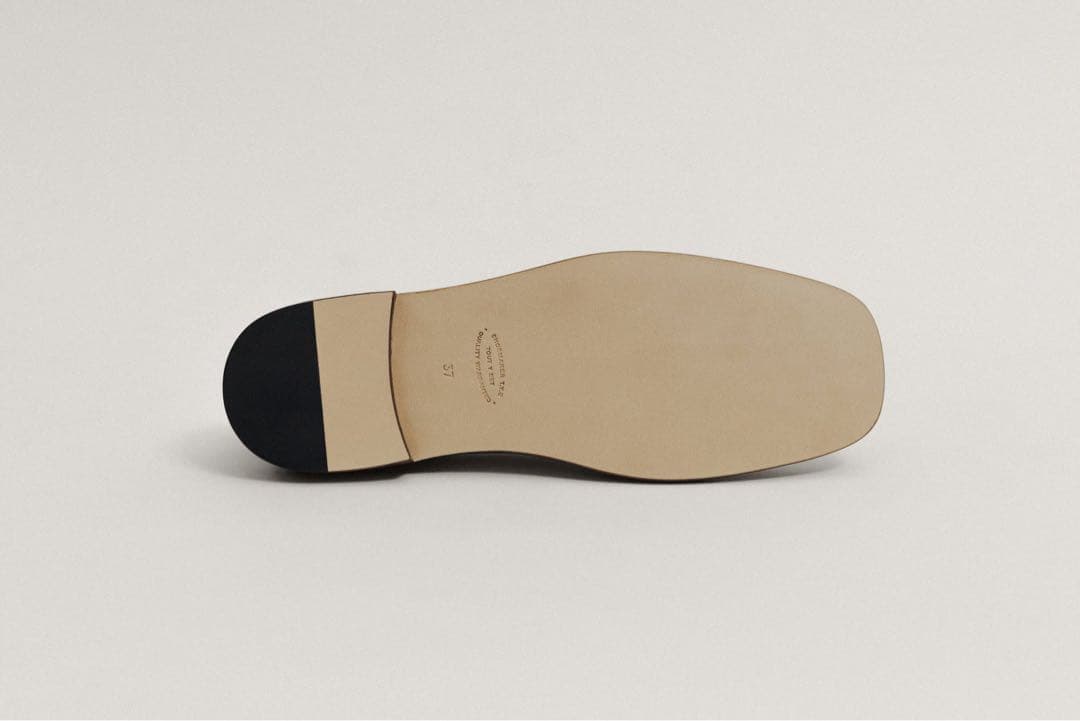 靴 TOUT Y EST / FLAT SABINE SUEDE / BROWN