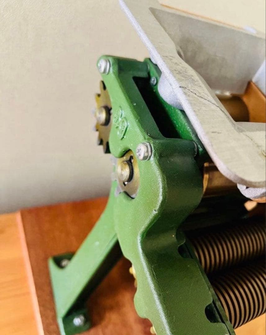 金属製の小野式製麺機