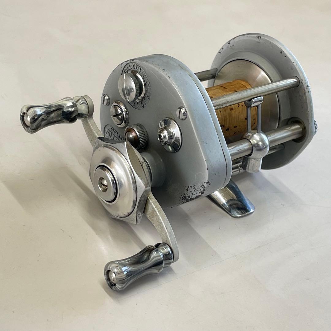 PFLUEGER SUPREME 1573 フリースプール