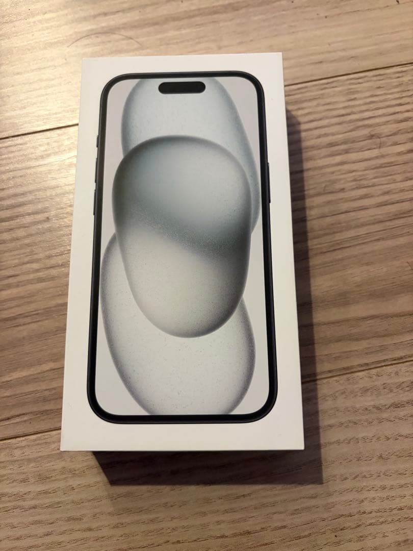 Apple iPhone 15 ブラック 本体