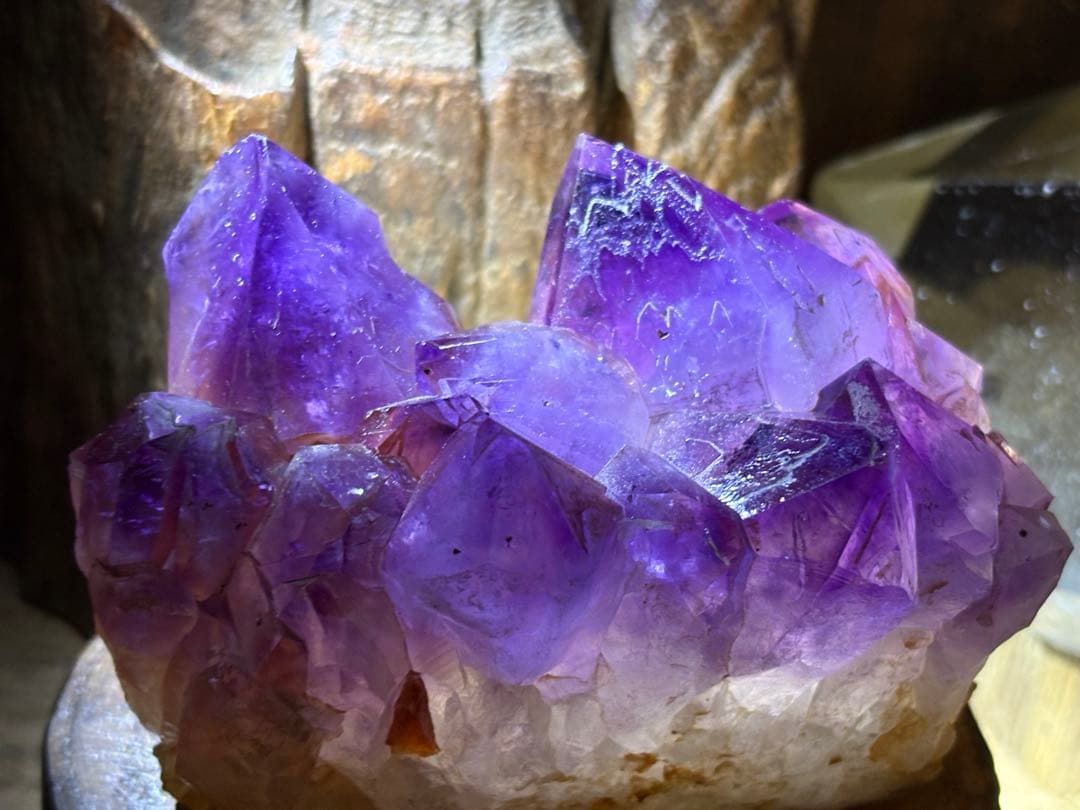 アメジスト　クラスター　美しい　トライゴーニック▽たくさん　レコードキーパー△