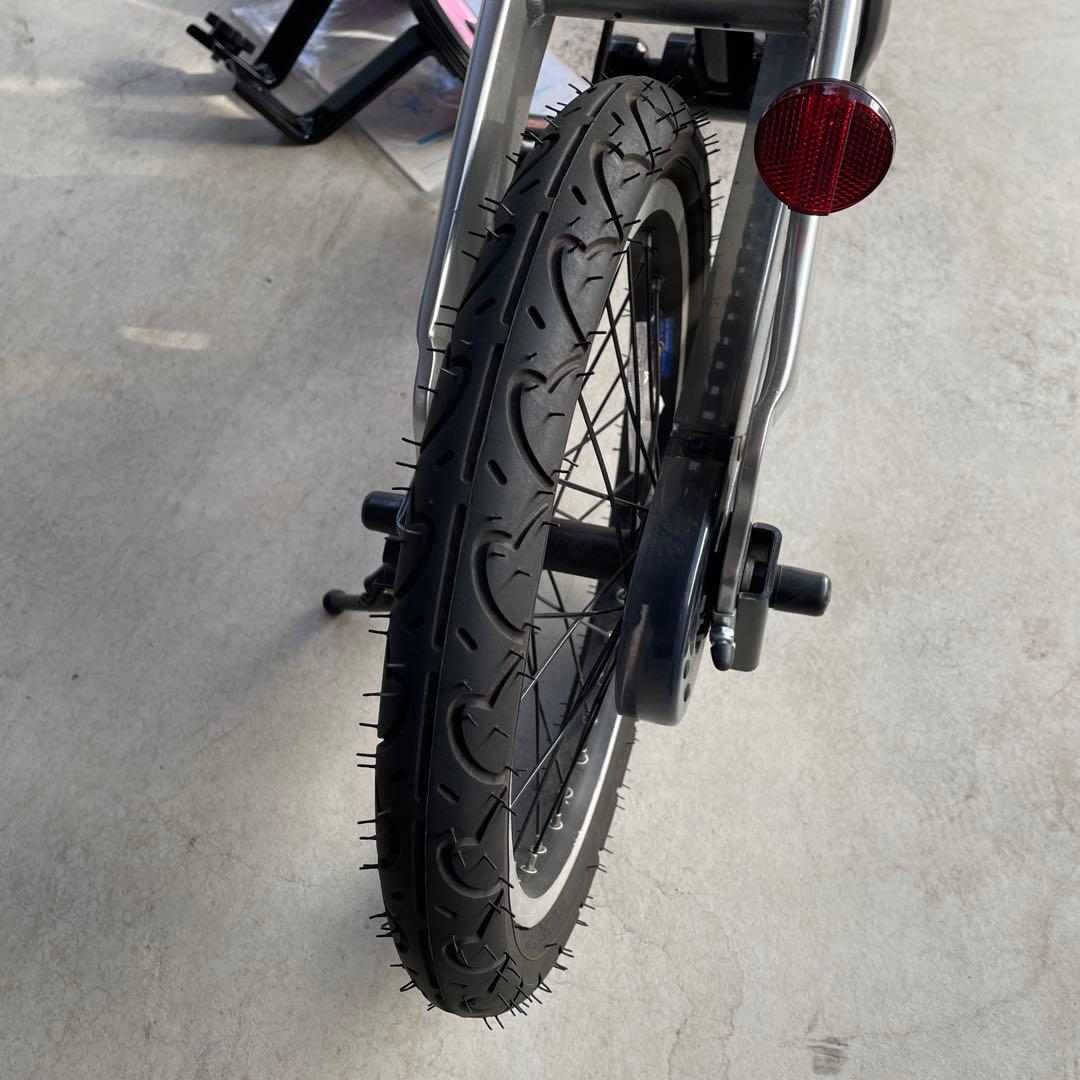 【高級車】メルセデスベンツ　キッズ自転車　１６インチ　ピンク/シルバー