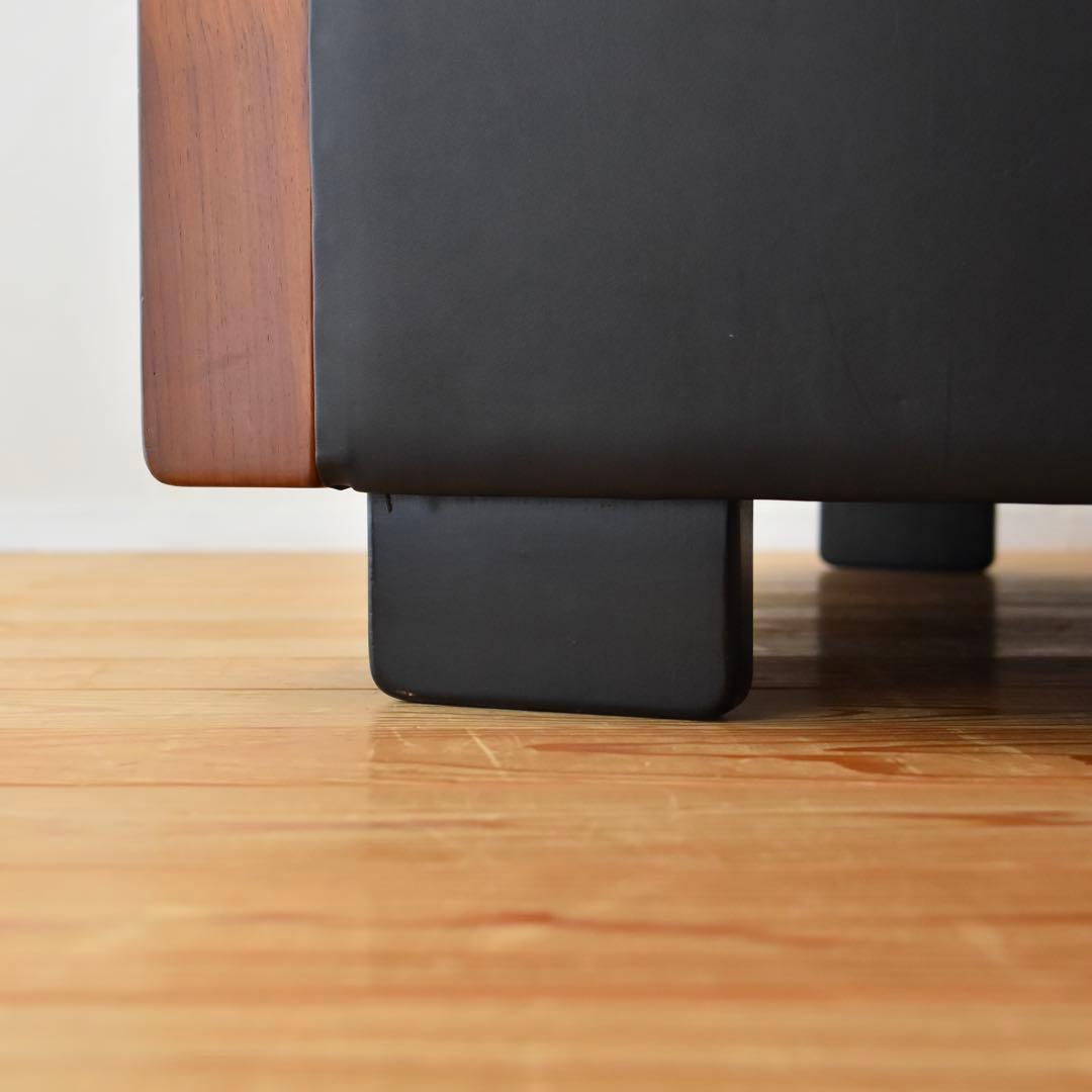 Cassina Afra & Tobia Scarpa “model 920”