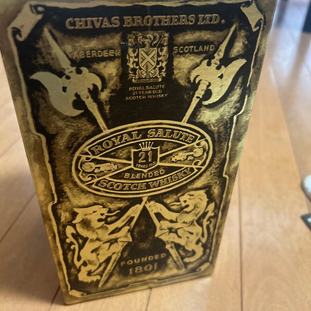 Chivas  Salute 21年 ブレンデッドスコッチウイスキー
