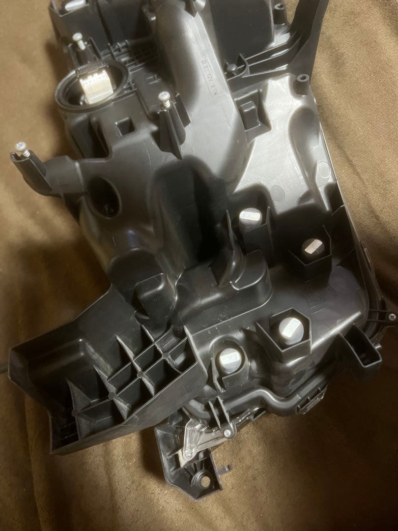 TOYOTA 30アルファード　純正ヘッドライト左