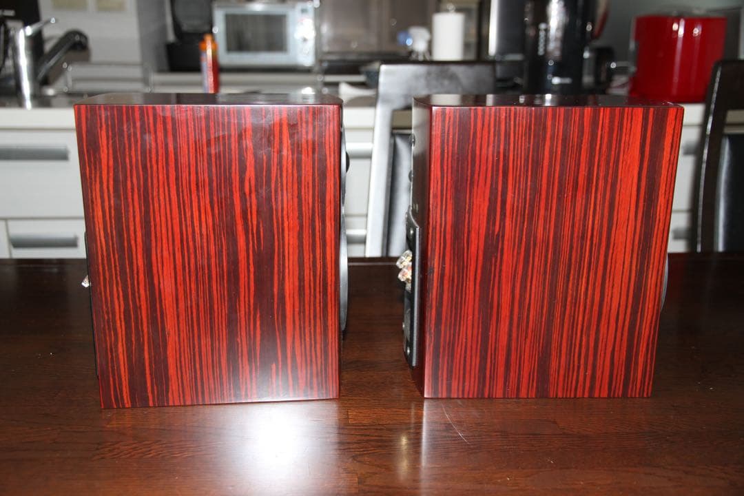 DALI 30周年ブックシェルフ「MENTOR MENUET SE」