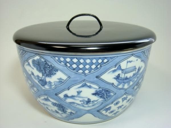 水指■古い染付平水指 静山造 漆器蓋 窓菱形絵変わり山水人物図 茶道具 骨董品■
