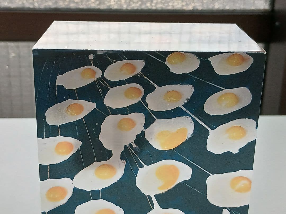 激レア　山田智和「都市の記憶」egg クリスタルオブジェ　目玉焼き