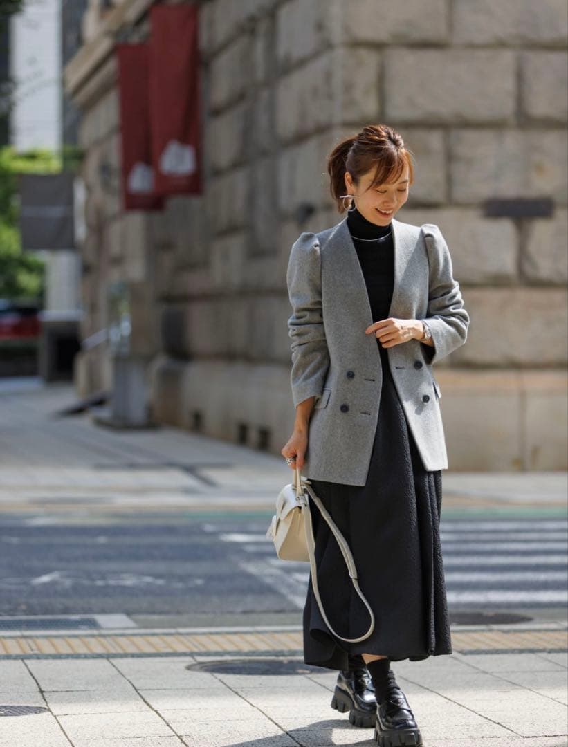 アンプレガント　グレー テーラードコートダブルボタン