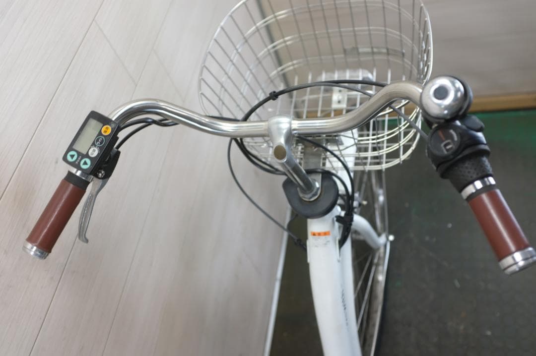 電動自転車ヤマハPAS　With 26インチ　3段　12.8Ah充電器あり