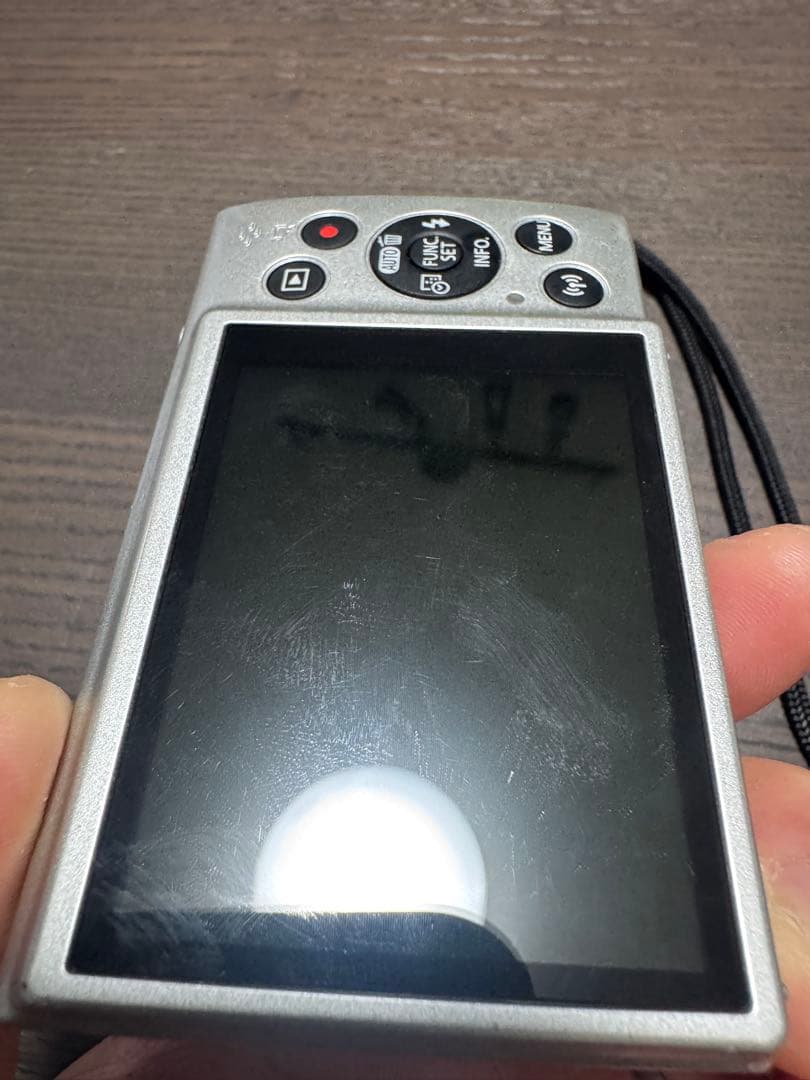 Canon IXY210 シルバー コンパクトデジタルカメラ