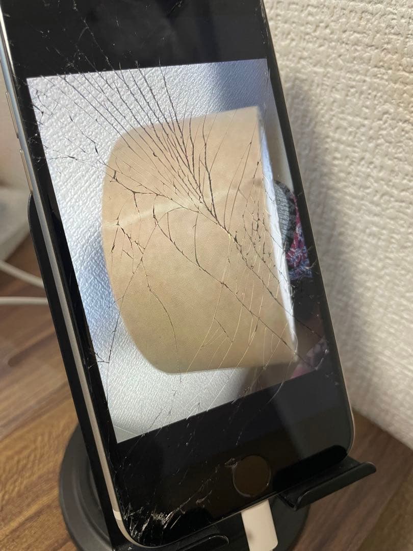 M4【即日発送】iPhoneSE(第3世代)スターライト 64GB